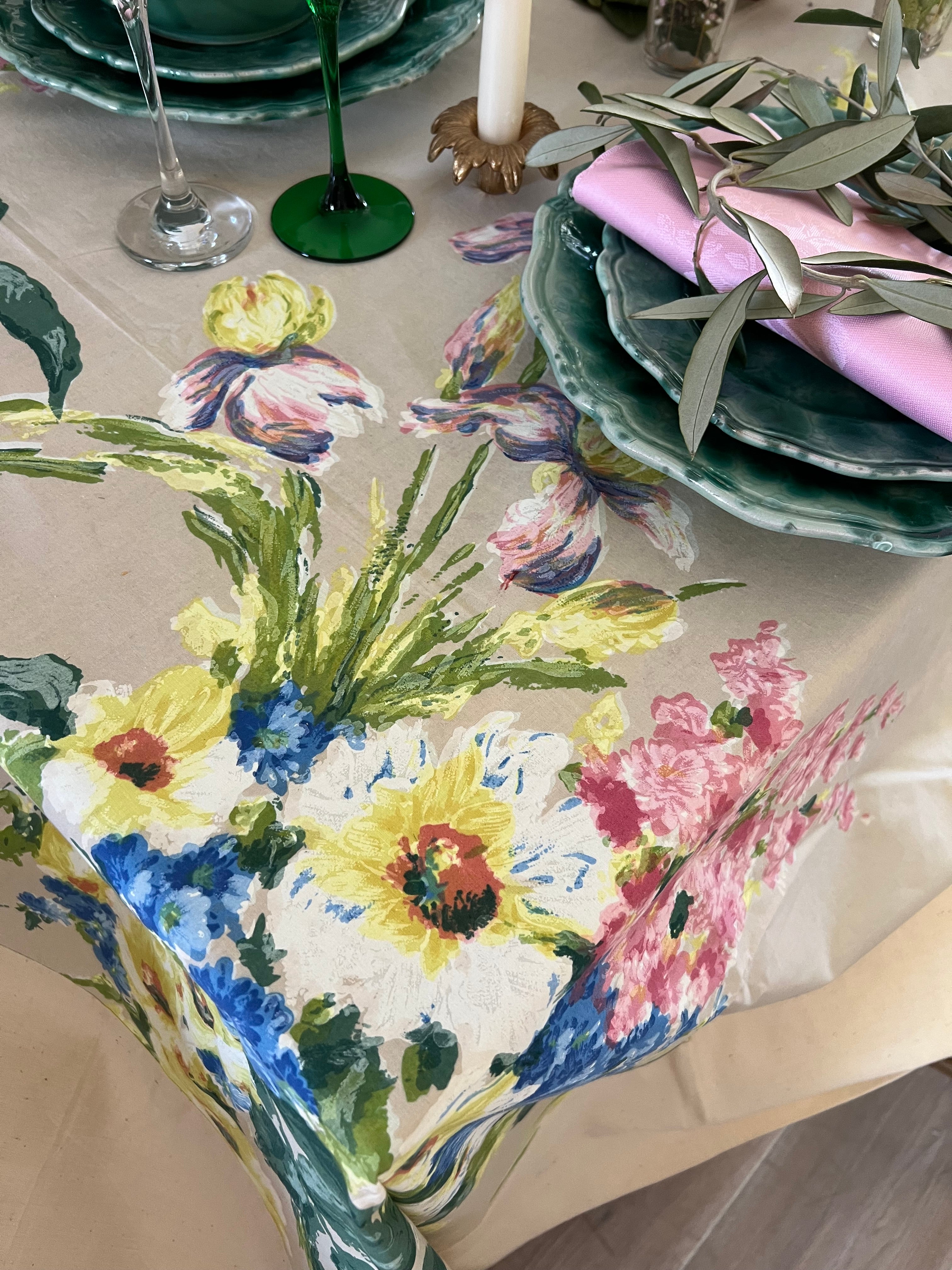 1950s Spring Flowers Table Cloth