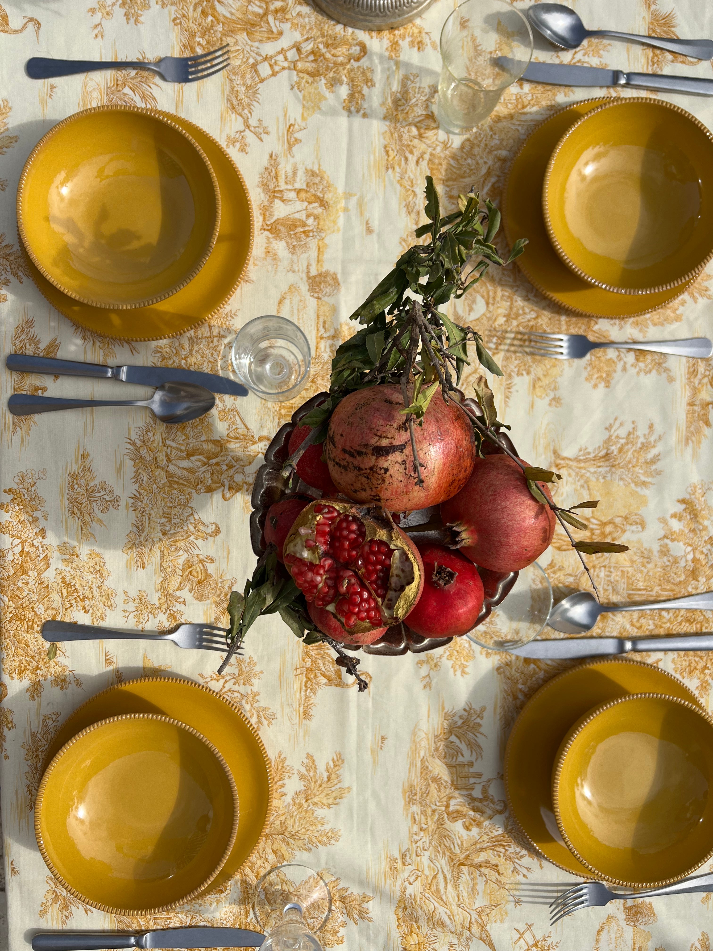 Golden Yellow Ceramic Set