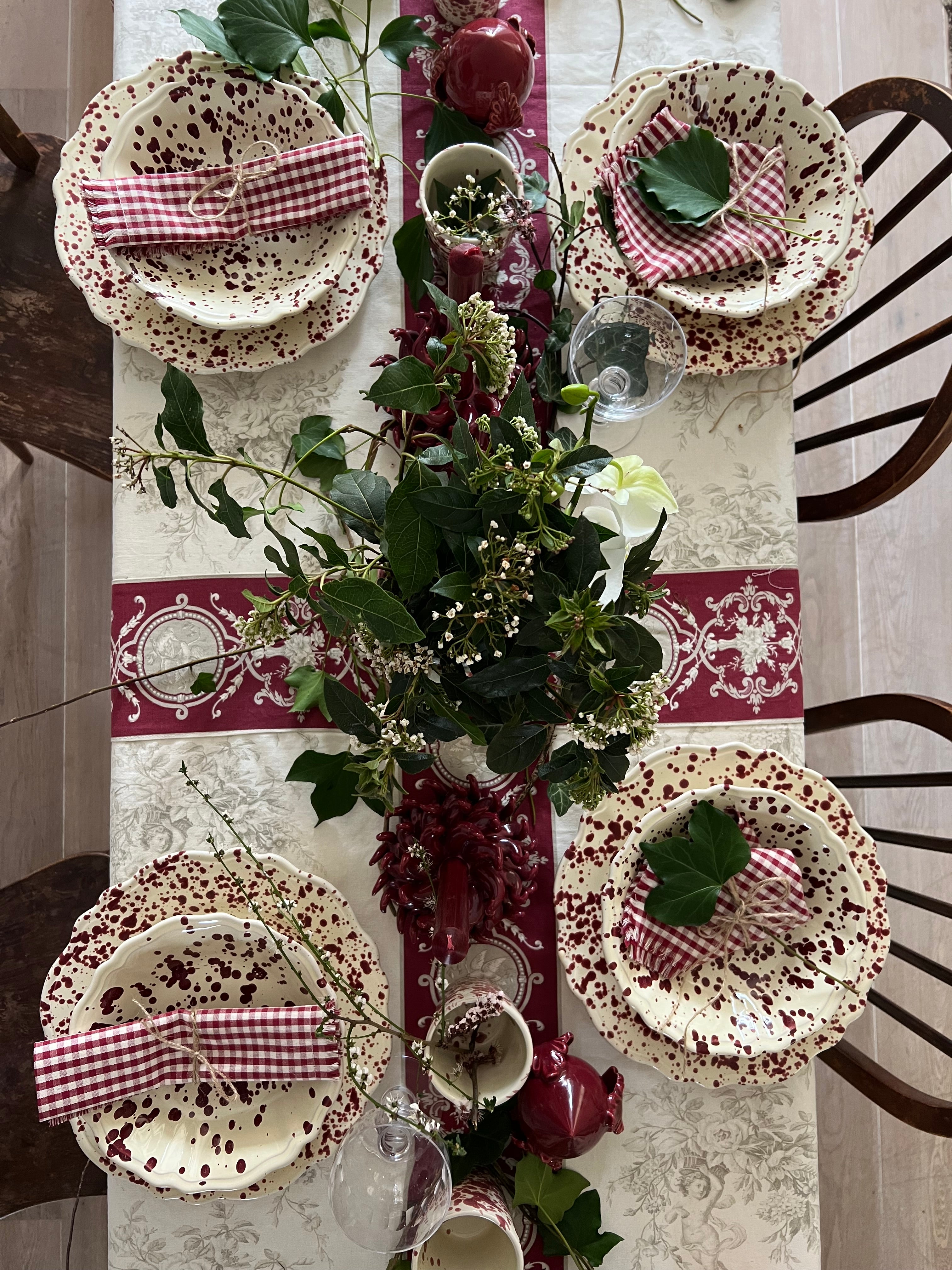 1960s Bordeaux and White Cherubs Table Cloth