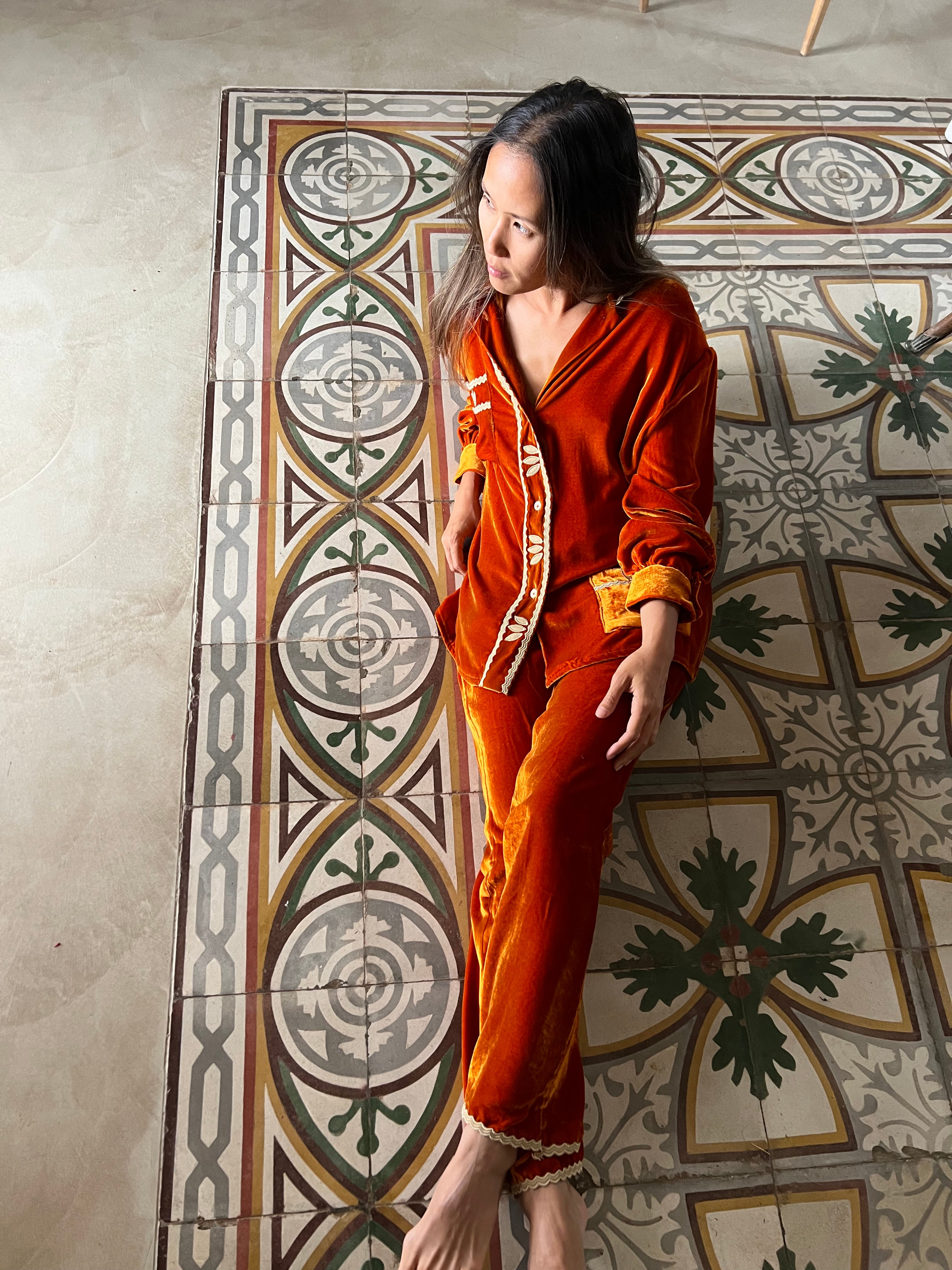 Arancia Luxury Velvet Pyjama Set