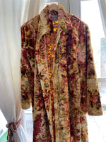 Load image into Gallery viewer, Vintage Kimono with Gold Hues

